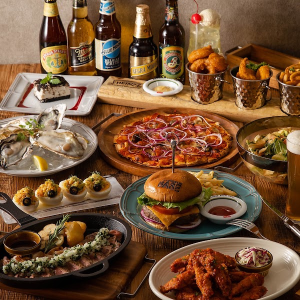 MARUNOUCHI BASE（マルノウチ ベース）